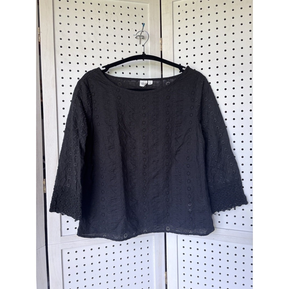 Gap Women's Small Black Eyelet 3/4 SLV Blouse Boho Cotton Round Neck